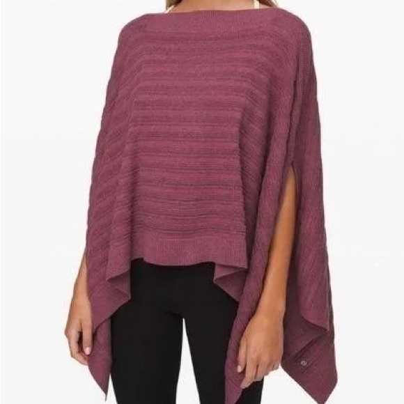 lululemon athletica Sweaters - Lululemon Forward Flow Cape Knit Poncho